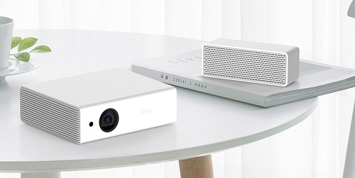 Inovel Yi Luowei ME2 Multimedia Projector